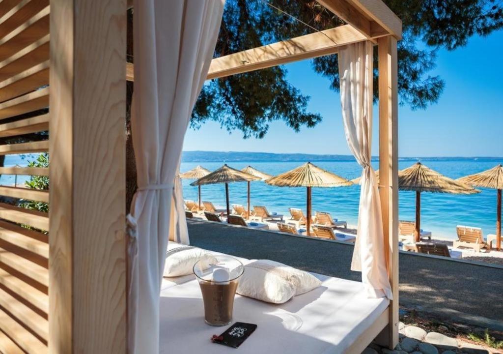 Villa J&J Apartments Residence With Swimming Pool Ποντστράνα Εξωτερικό φωτογραφία